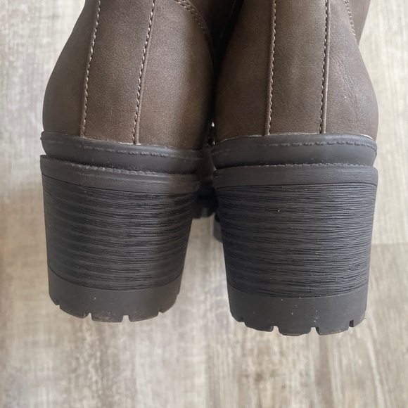 Denver Hayes Women's Sky Heeled Combat Boots - Taupe Brown, Women's size 9 - Picture 10 of 12